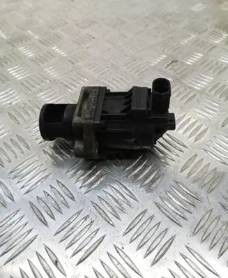 Opel Insignia A EGR valve 55566052