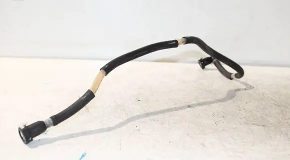 Ford Mondeo MK IV Fuel line pipe
