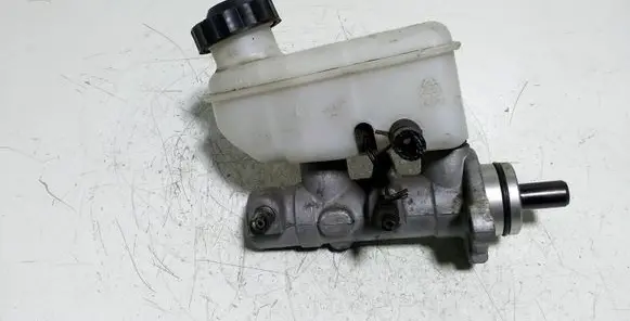 KIA Sorento Master brake cylinder