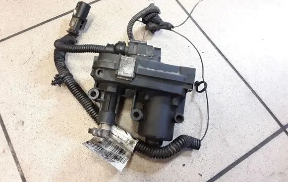 Opel Insignia A Intake manifold valve actuator/motor 55571379