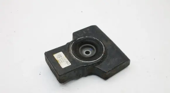 BMW 2 F22 F23 Rear differential mounting bracket 6877100