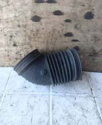 BMW 1 E81 E87 Air intake hose/pipe 1371752363105 4607127148