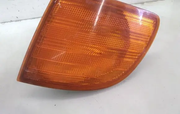 Mercedes-Benz Vito Viano W638 Front indicator light 6R01489