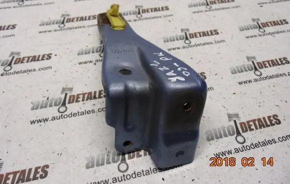 Honda Jazz Fender mounting bracket