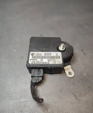 Audi Q7 4L Other control units/modules 4L0915181