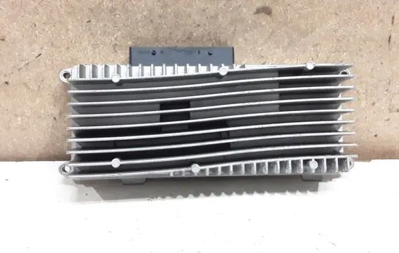 Audi A5 8T 8F Sound amplifier 8R0035223H