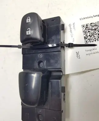Nissan Qashqai Electric window control switch 16309S0