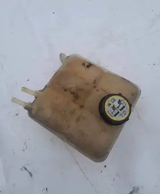 Volvo V50 Coolant expansion tank/reservoir 3M5H8K218