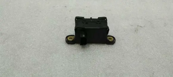 Mercedes-Benz ML W164 ESP acceleration yaw rate sensor A0045423918