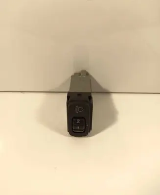 Mitsubishi Outlander Headlight level height control switch 7106