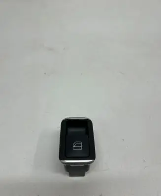 Mercedes-Benz C W204 Electric window control switch 10075077 10023290
