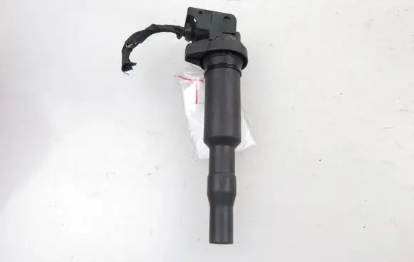 Peugeot 207 High voltage ignition coil 0221504470 V757164380