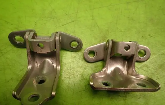 Hyundai i30 Rear door hinge set 