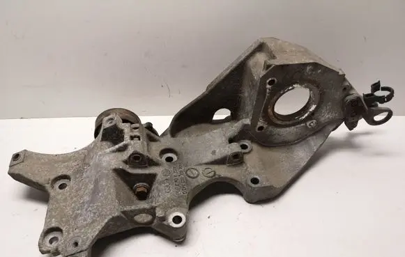 Skoda Fabia Mk2 (5J) Generator/alternator bracket 03L903143Q