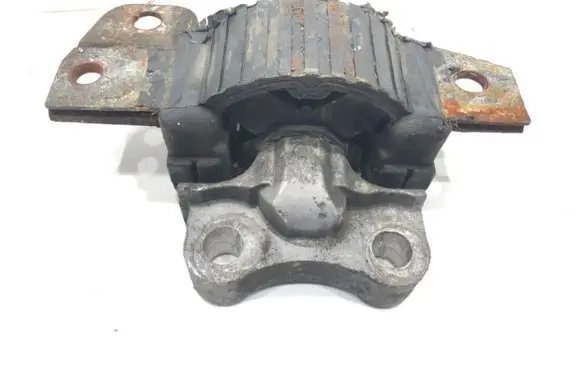Fiat Qubo Engine mount vacuum valve 
