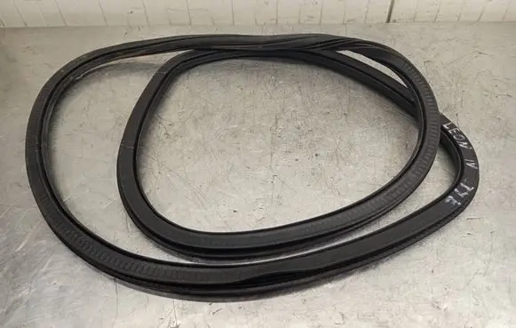 Seat Leon IV Rubber seal rear door 5FE867367
