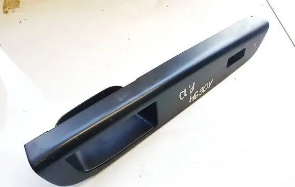 KIA Ceed Front door window switch trim 823611h000 82361-1h000