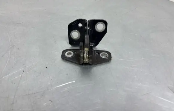 Jeep Grand Cherokee Rear door upper hinge 85574F