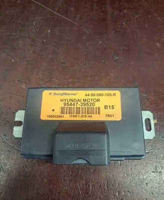 Hyundai Santa Fe Gearbox control unit/module 4450000105R 9544739520 105032061