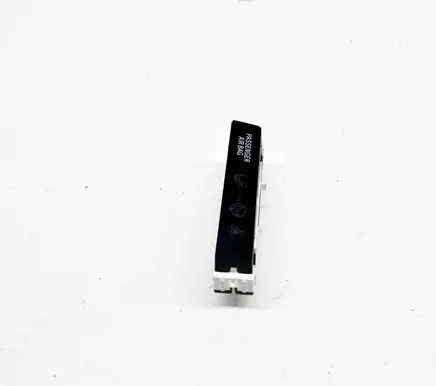 Toyota Prius (XW30) Passenger airbag on/off switch 8315047030