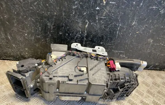 Mercedes-Benz S W222 Interior heater climate box assembly housing BR222F