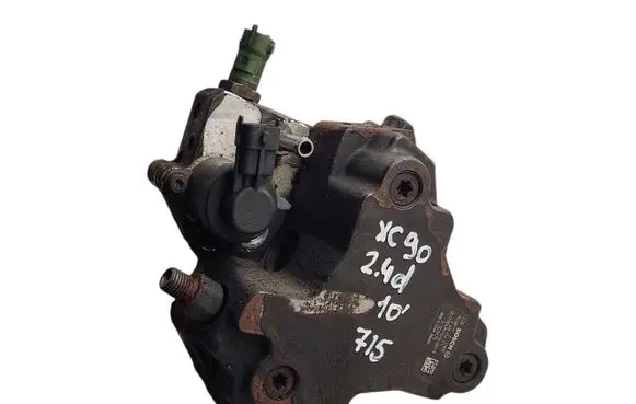 Volvo XC90 Fuel injection high pressure pump 31303475 0445010111