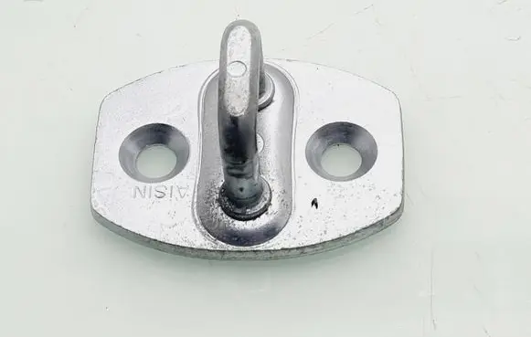 Toyota RAV 4 (XA30) Front door lock loop/hook striker 