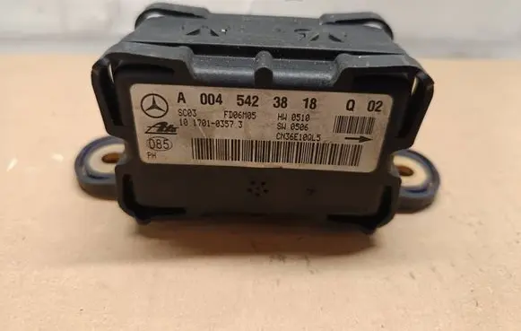 Mercedes-Benz ML W164 ESP acceleration yaw rate sensor A0045423818 CN36E100L5 10170103573