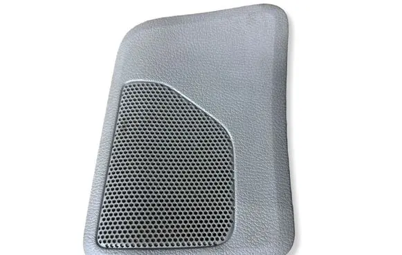 Parcel shelf speaker trim grill