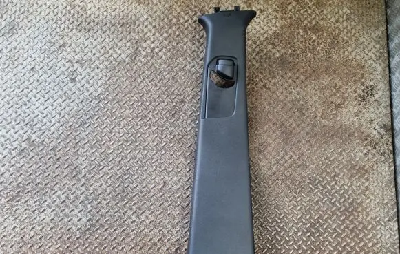 Jeep Grand Cherokee (B) pillar trim (top) 5VP04DX9AC
