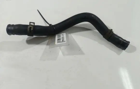 Toyota Avensis T250 Engine coolant pipe/hose 