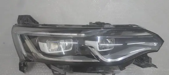 Renault Talisman Headlight/headlamp 260106724R 250619 89911938