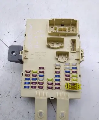 KIA Sportage Fuse module 919503W040