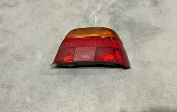 BMW 5 E39 Rear/tail lights 2VP00724002