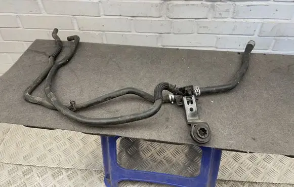 Toyota Auris E180 Engine coolant pipe/hose 162810T100