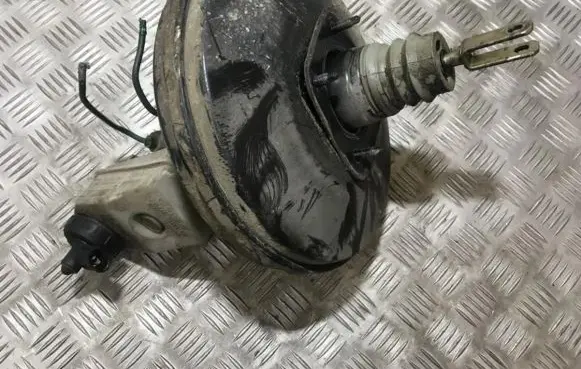 Renault Scenic I Brake booster