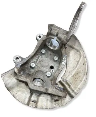 BMW 5 E60 E61 Front wheel hub 6760953