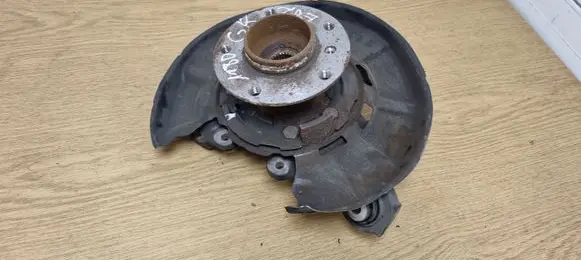 BMW 1 E82 E88 Rear wheel hub 33326774809