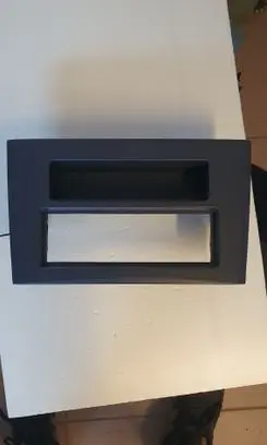 Volvo XC90 Radio/GPS head unit trim 1DIN