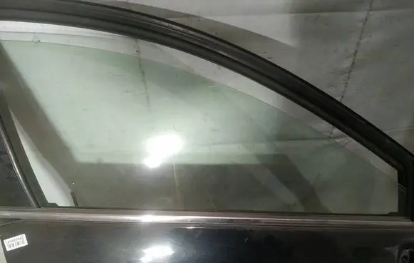 Opel Antara Front door glass trim molding 