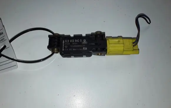 Audi A4 S4 B7 8E 8H Detonation knock sensor 8E0959643B