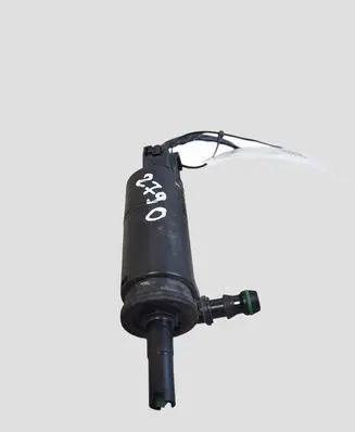Skoda Octavia Mk2 (1Z) Windscreen/windshield washer pump 3B7955681