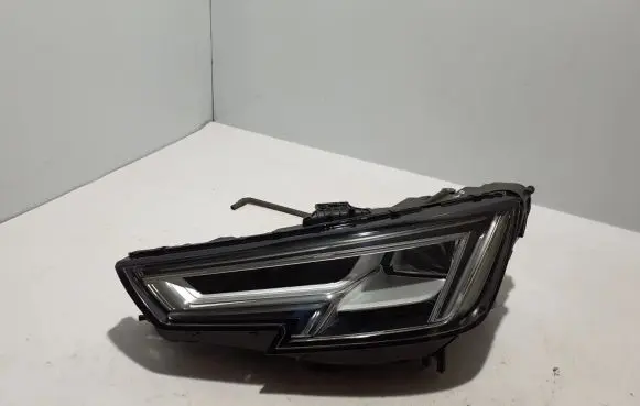 Audi A4 S4 B9 Headlight/headlamp 8W0941033
