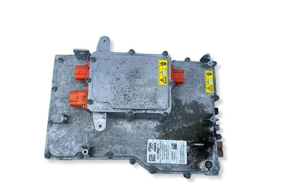 Peugeot 208 II Voltage converter inverter 9843998780 159259X 9841838580