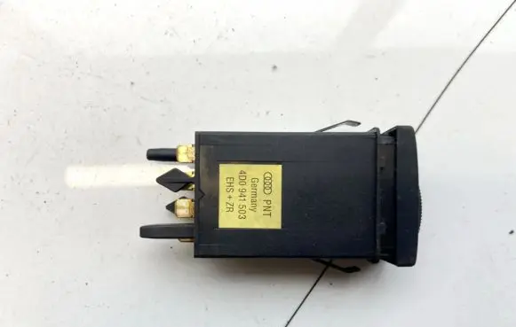 Audi A4 S4 B5 8D Windscreen/window heater switch 4D0941503