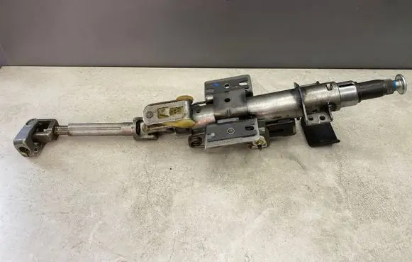 Audi A3 S3 8L Steering wheel axle 8L1419501CG
