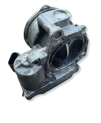 Volkswagen Golf V Throttle valve 