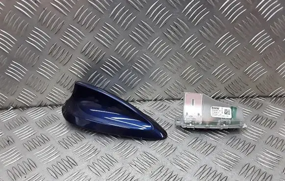 BMW 2 F22 F23 Aerial GPS antenna 935008901