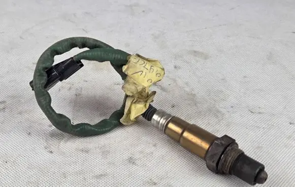 Renault Clio IV Lambda probe sensor 226934803R 0258027031 H8201140217