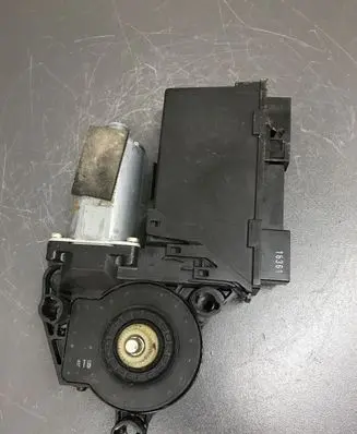 Audi A8 S8 D4 4H Rear door window regulator motor 4E0959802A